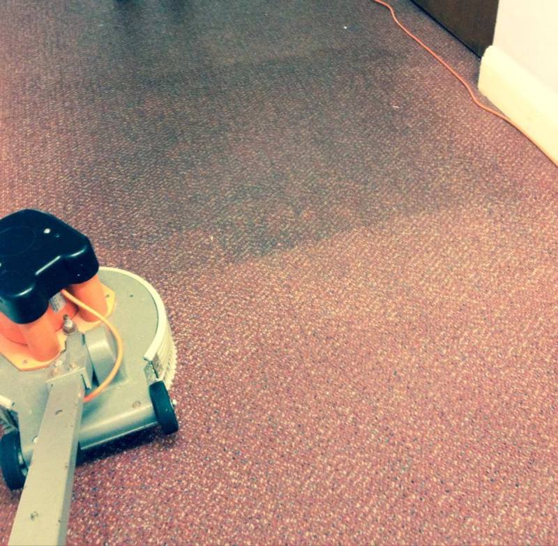 Commercial carpet cleaning